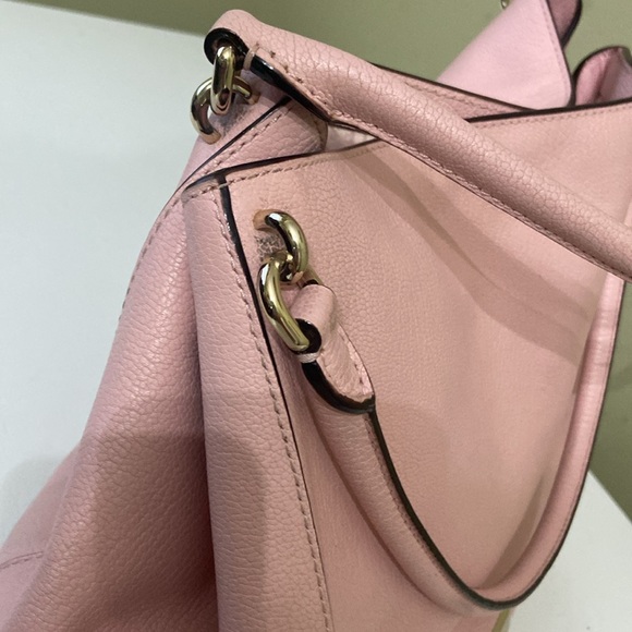 Beautiful Lt. Pink Satchel by Kate Spade - Picture 4 of 9